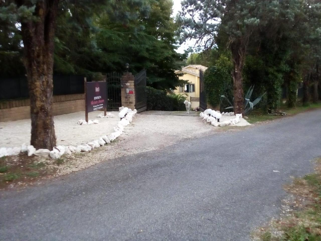Villa Gusto E Benessere Sacrofano Luaran gambar
